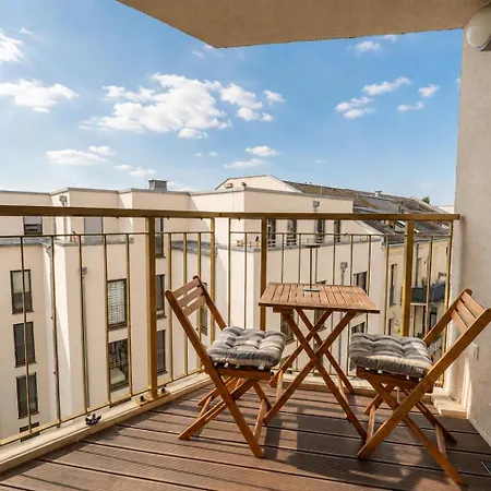 Skyline Penthouse Rooftop Terrace & Downtown Appartement *